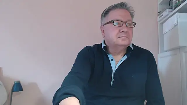 YOU6me online show from 03/03/25, 10:17