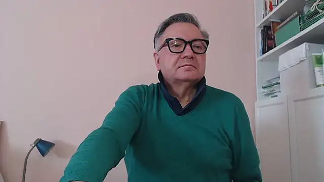 Snapshot of YOU6me chatting on 03/10/26, 08:52 YOU6me online show from 03/10/26, 08:52