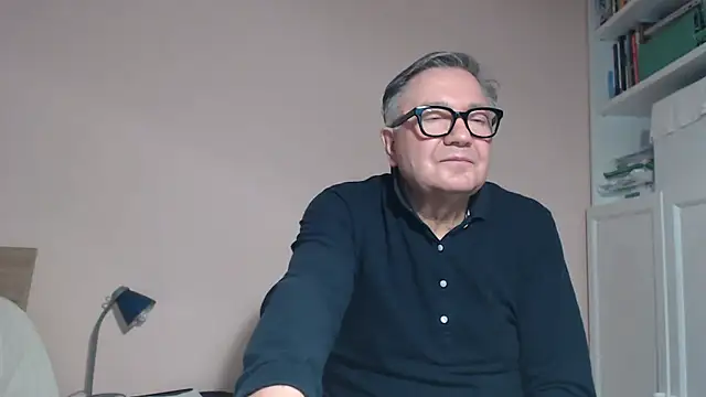 Snapshot of YOU6me chatting on 03/15/26, 04:57 YOU6me online show from 03/15/26, 04:57