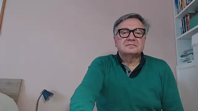 Snapshot of YOU6me chatting on 03/24/26, 09:25 YOU6me online show from 03/24/26, 09:25