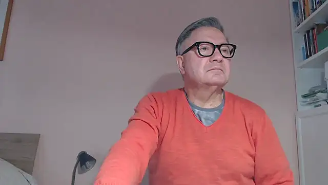 Snapshot of YOU6me chatting on 03/31/26, 07:09 YOU6me online show from 03/31/26, 07:09