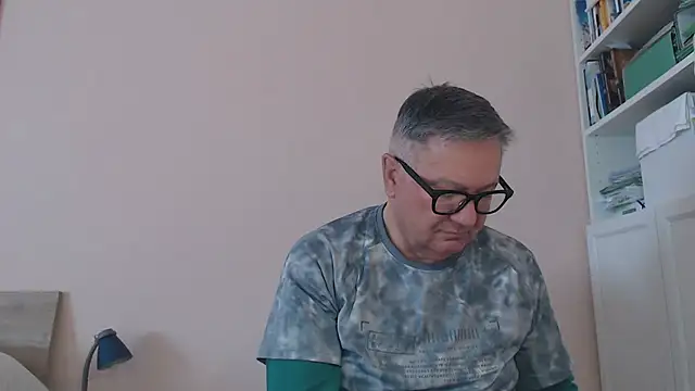 YOU6me online show from 05/17/26, 08:01