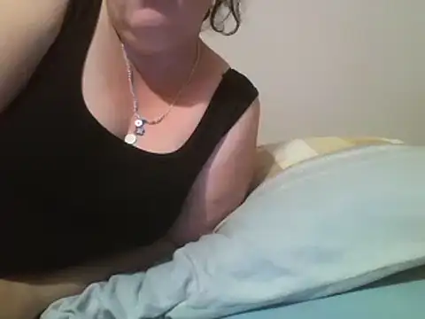 chubbypeach123 online show from 03/08/25, 09:08