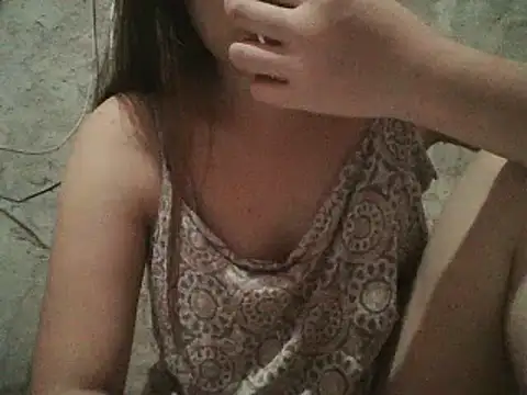 Snapshot of Beatrice143 chatting on 12/17/24, 12:45 Beatrice143 online show from 12/17/24, 12:45