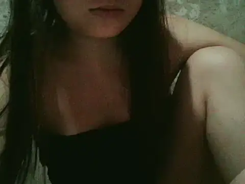 Snapshot of Beatrice143 chatting on 12/24/24, 07:06 Beatrice143 online show from 12/24/24, 07:06