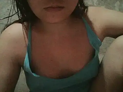 Snapshot of Beatrice143 chatting on 12/26/24, 07:24 Beatrice143 online show from 12/26/24, 07:24