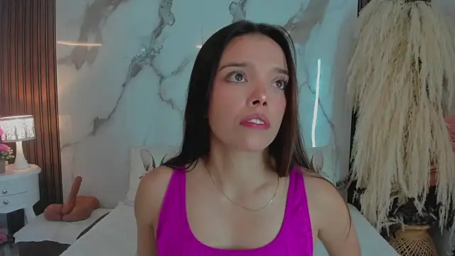 hannahill69 online show from 03/10/25, 04:38