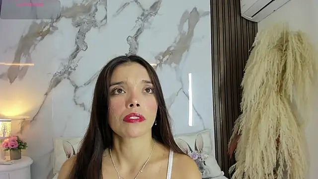 hannahill69 online show from 02/11/26, 04:50