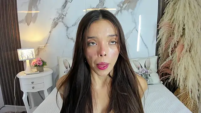 hannahill69 online show from 03/19/26, 05:22