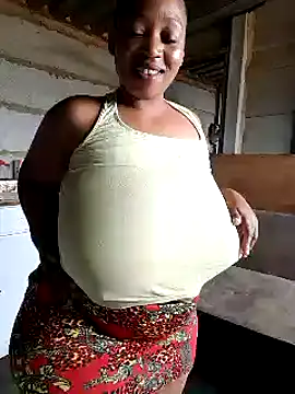 winterqueenx online show from 12/18/24, 09:25