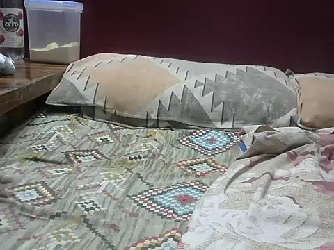 Snapshot of Bold-Radhika chatting on 09/19/25, 07:10 Bold-Radhika online show from 09/19/25, 07:10