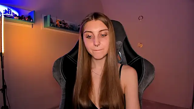 CassiaBlade1 online show from 01/14/25, 07:32