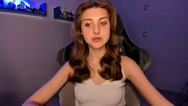 CassiaBlade1 online show from 02/13/25, 07:31