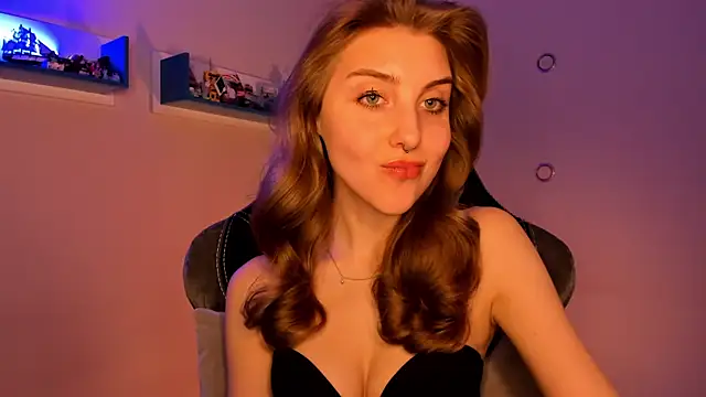 CassiaBlade1 online show from 02/17/25, 07:21