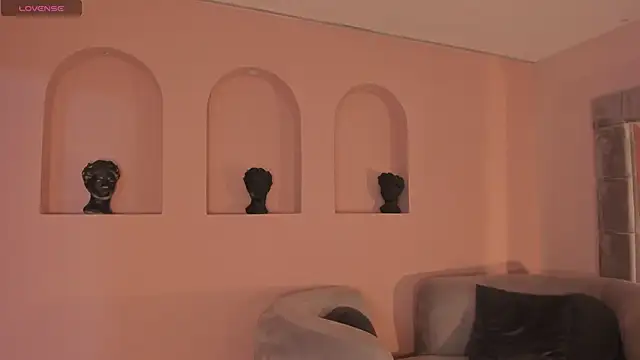 AnaDurant online show from 09/19/25, 12:17