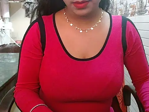 LovingPihu online show from 12/02/25, 05:35