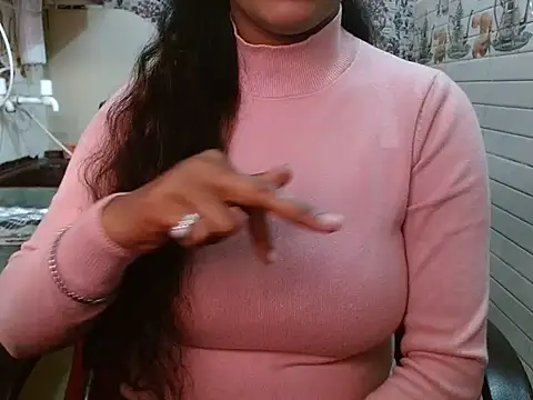 Snapshot of LovingPihu chatting on 01/16/26, 06:06 LovingPihu online show from 01/16/26, 06:06