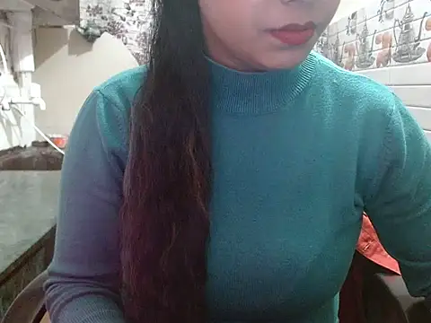 Snapshot of LovingPihu chatting on 02/02/26, 06:23 LovingPihu online show from 02/02/26, 06:23