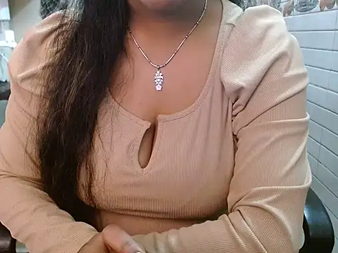 Snapshot of LovingPihu chatting on 02/11/26, 05:45 LovingPihu online show from 02/11/26, 05:45