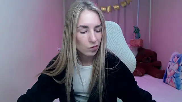 DeboraHorny online show from 04/16/26, 06:03