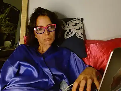 Snapshot of Labebe-rica chatting on 07/18/26, 12:37 Labebe-rica online show from 07/18/26, 12:37