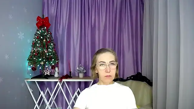 queen a n i online show from 02/28/26, 07:53