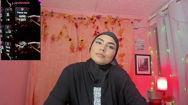 Snapshot of DarshaKhemu chatting on 01/30/25, 08:31 DarshaKhemu online show from 01/30/25, 08:31