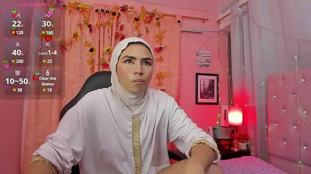 Snapshot of DarshaKhemu chatting on 03/05/25, 08:42 DarshaKhemu online show from 03/05/25, 08:42