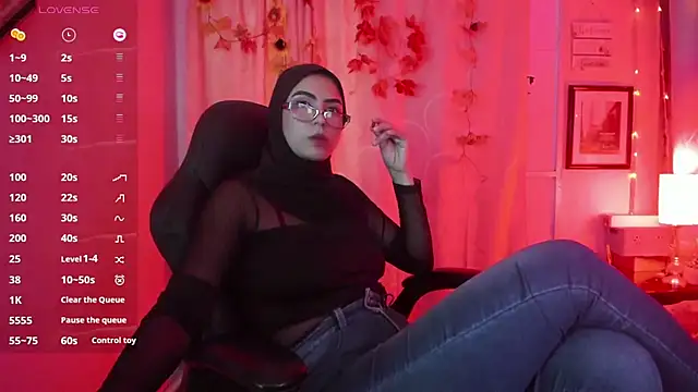 Snapshot of DarshaKhemu chatting on 03/15/25, 11:39 DarshaKhemu online show from 03/15/25, 11:39