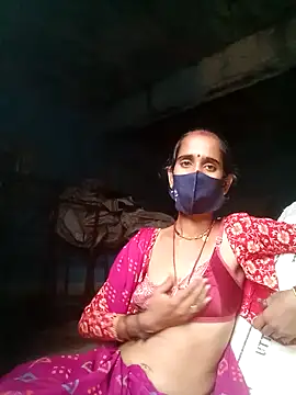 Snapshot of Mohni_Das chatting on 10/31/25, 11:33 Mohni Das online show from 10/31/25, 11:33