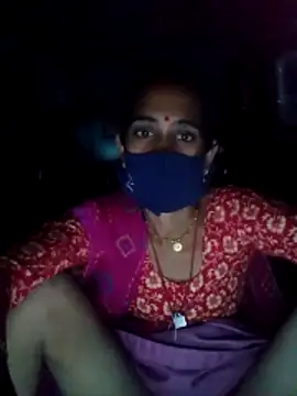 Snapshot of Mohni_Das chatting on 11/15/25, 10:56 Mohni Das online show from 11/15/25, 10:56