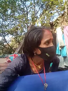 Snapshot of Mohni_Das chatting on 01/12/26, 08:41 Mohni Das online show from 01/12/26, 08:41