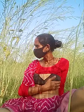 Snapshot of Mohni_Das chatting on 02/14/26, 11:18 Mohni Das online show from 02/14/26, 11:18