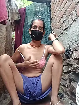 Snapshot of Mohni_Das chatting on 07/20/26, 02:48 Mohni Das online show from 07/20/26, 02:48