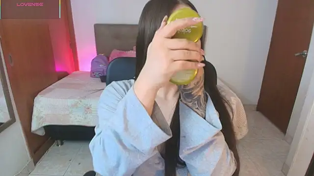 Miley Baker online show from 03/26/26, 02:11