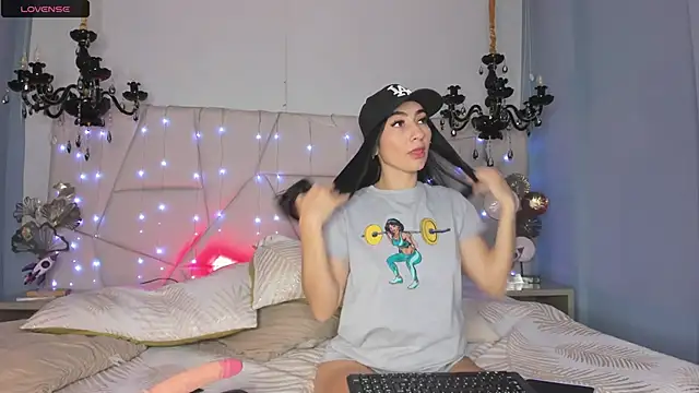 Selenee- online show from 01/05/25, 04:38