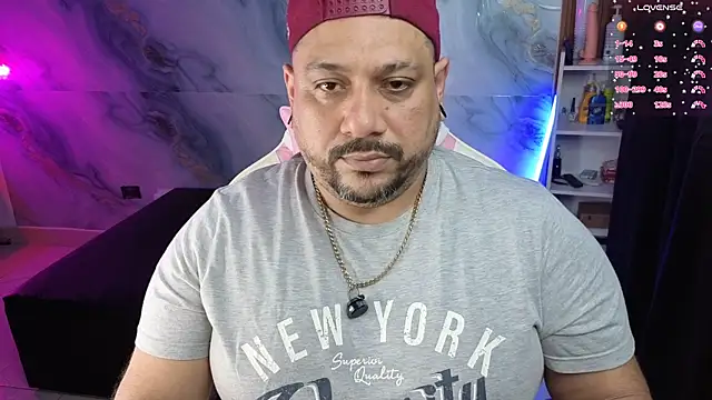 Snapshot of jacoob_woods chatting on 04/18/26, 05:50 jacoob woods online show from 04/18/26, 05:50