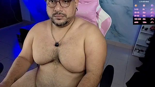 Snapshot of jacoob_woods chatting on 05/26/26, 12:45 jacoob woods online show from 05/26/26, 12:45