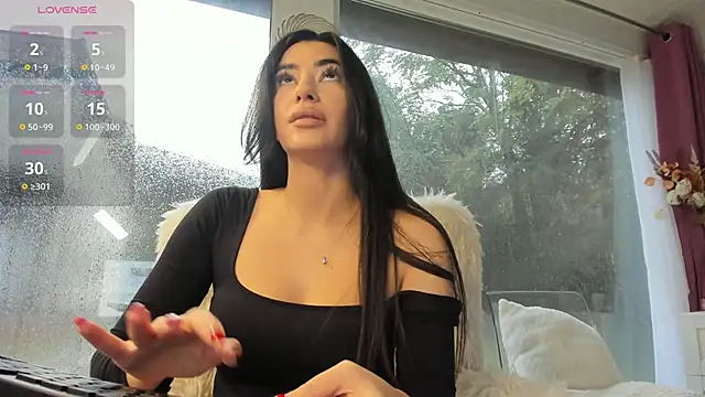 Naila18 online show from 10/08/25, 07:50