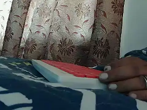 Snapshot of FUN4TIPS chatting on 01/07/25, 06:48 FUN4TIPS online show from 01/07/25, 06:48