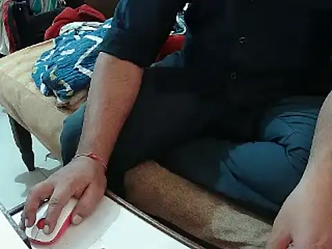 Snapshot of FUN4TIPS chatting on 01/09/25, 08:03 FUN4TIPS online show from 01/09/25, 08:03