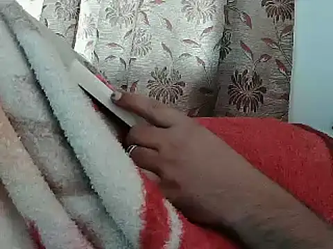 Snapshot of FUN4TIPS chatting on 01/11/25, 07:06 FUN4TIPS online show from 01/11/25, 07:06