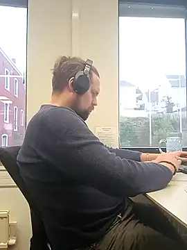 Tj1sen online show from 12/20/24, 12:49