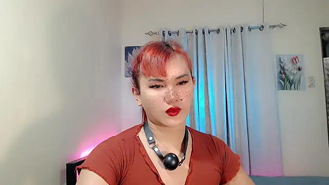 Snapshot of beatrice_21 chatting on 05/25/26, 02:01 beatrice 21 online show from 05/25/26, 02:01