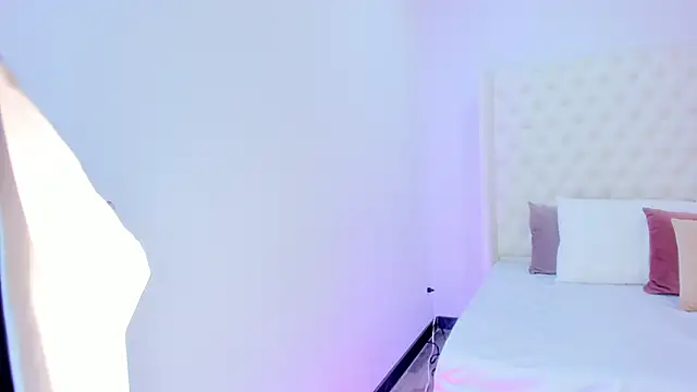 Snapshot of GraceCartier chatting on 12/22/24, 05:45 GraceCartier online show from 12/22/24, 05:45