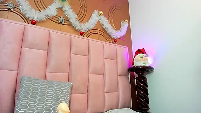 Snapshot of valeriaa19 chatting on 01/03/25, 08:32 valeriaa19 online show from 01/03/25, 08:32