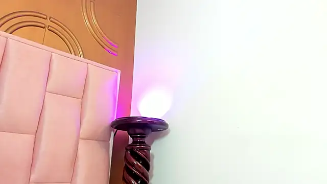 Snapshot of valeriaa19 chatting on 03/21/25, 08:50 valeriaa19 online show from 03/21/25, 08:50