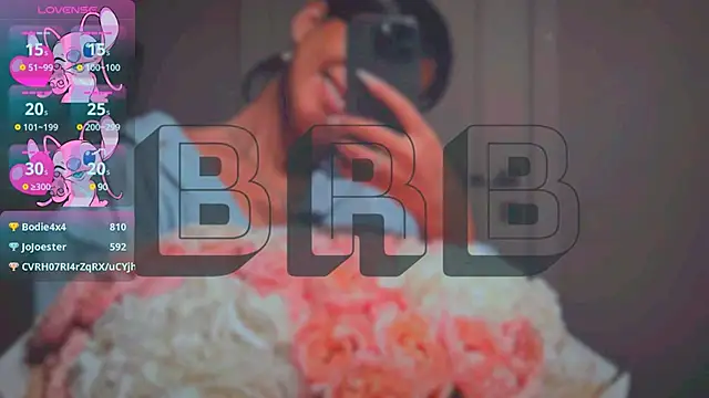 Snapshot of Mia_Tin chatting on 01/30/25, 06:46 Mia Tin online show from 01/30/25, 06:46