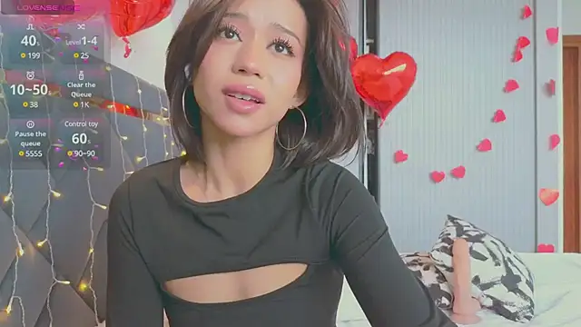 Snapshot of Mia_Tin chatting on 02/14/25, 06:23 Mia Tin online show from 02/14/25, 06:23