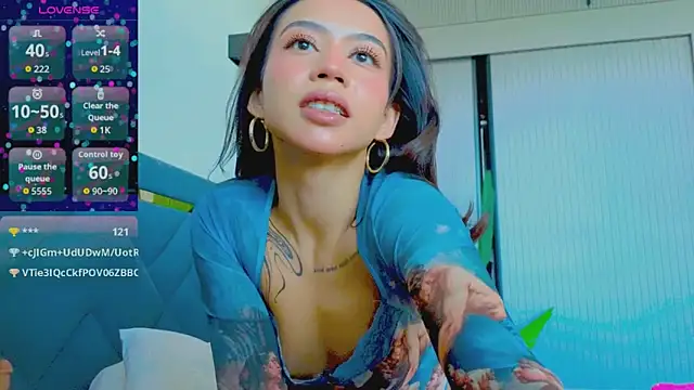 Snapshot of Mia_Tin chatting on 09/14/25, 11:31 Mia Tin online show from 09/14/25, 11:31